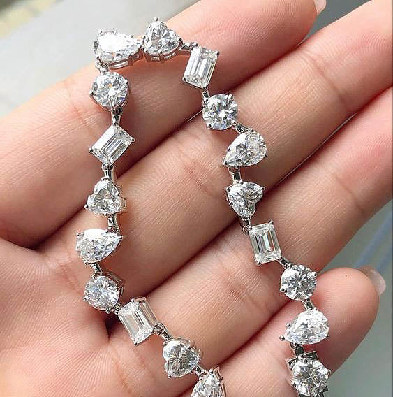 Multi-shape diamond tennis bracelet (10ct)